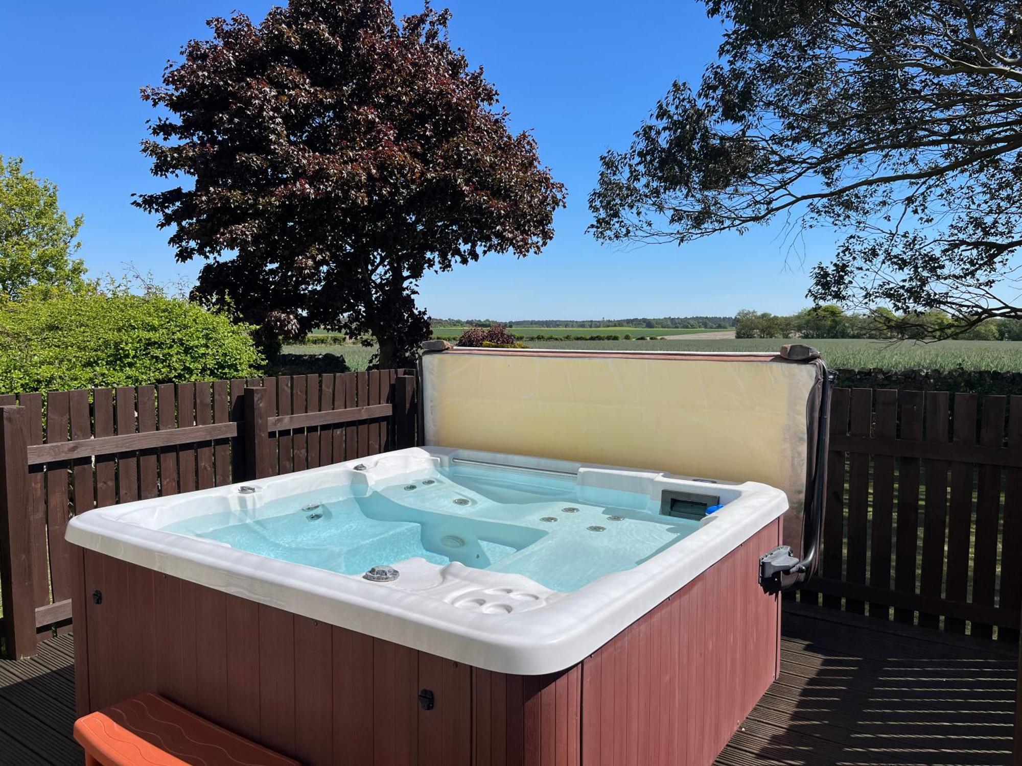 Vicarsford Farmhouse With Hot Tub Leuchars Экстерьер фото